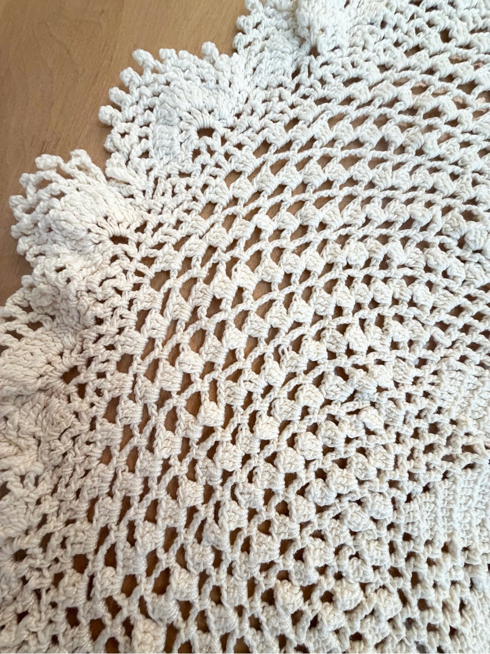 Vintage Hand-Crocheted Ivory Doily 17.5” Round Cottage Table Décor - Picture 4 of 6